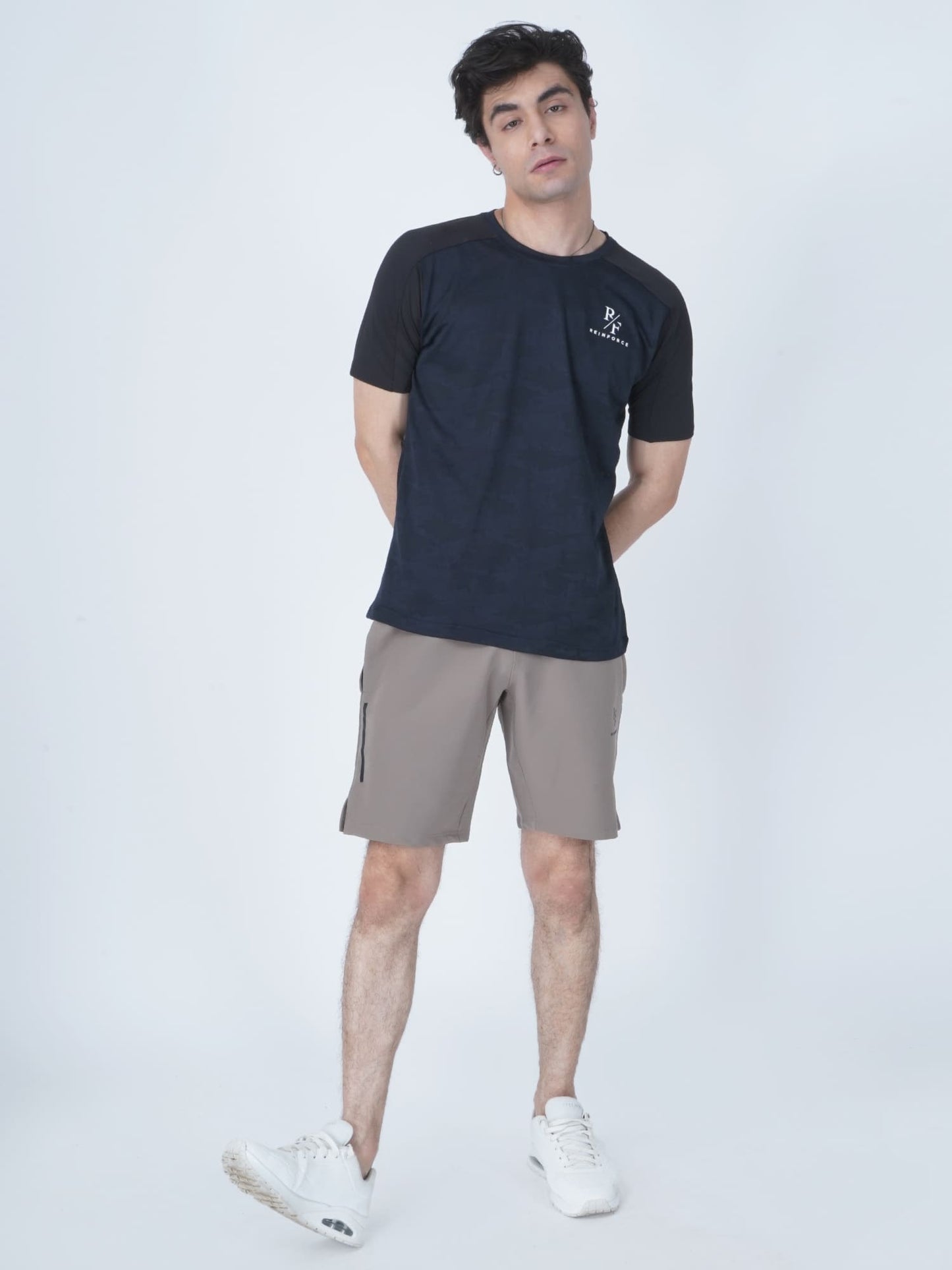 Essential Running T-shirt (Navy)