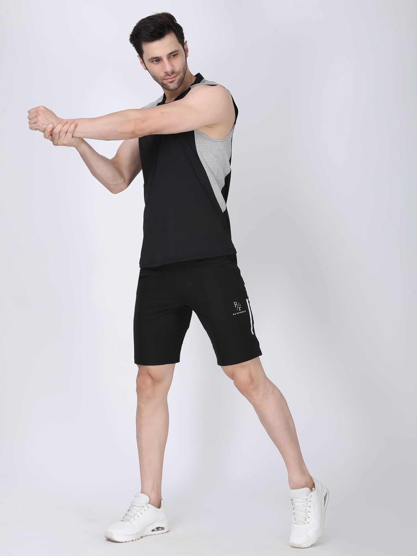 Essential Training Vest (Black)