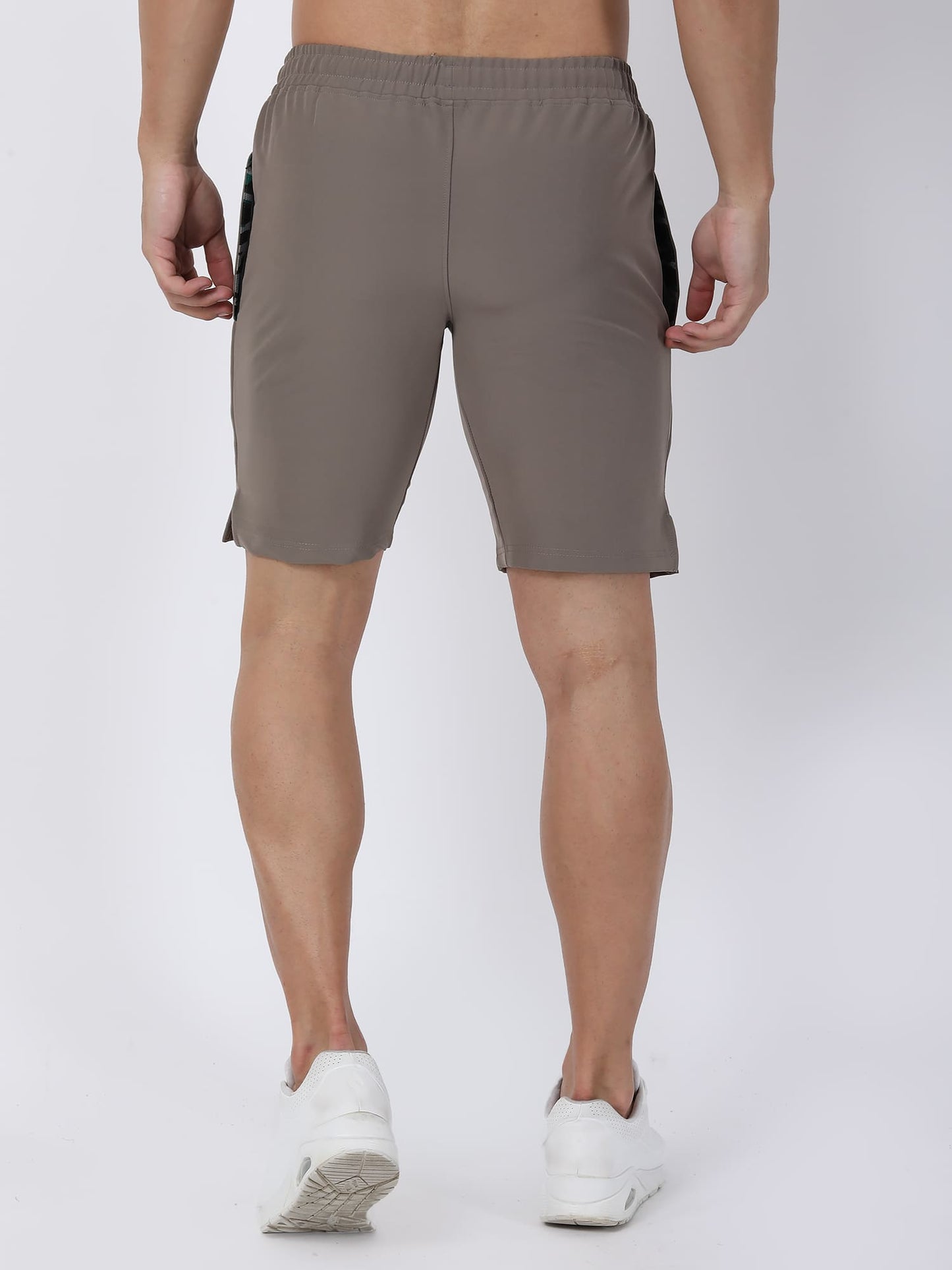 Signature Shorts (Beige)